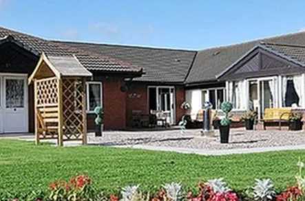Bedford Care Home Care Home Leigh  - 5