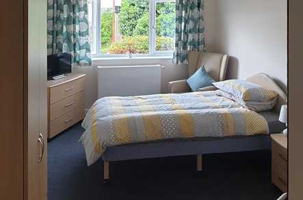 Two Gates House Care Home Halesowen  - 4