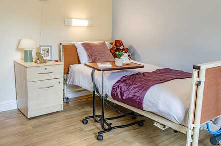 Avalon Park Nursing Home Care Home Oldham  - 2