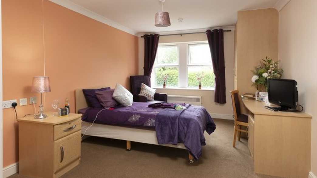 Berkeley Court Care Home Care Home Leeds accommodation-carousel - 1