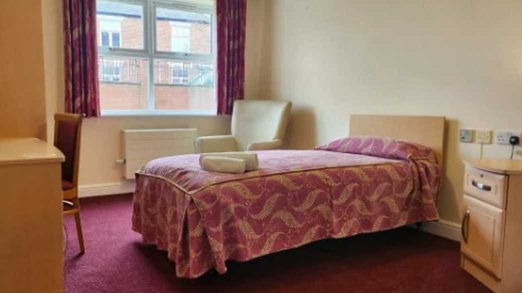 Berrycroft Manor Care Home Stockport accommodation-carousel - 2