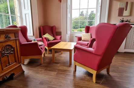 Oaktree Hall & Lodge Care Home Bridlington  - 3