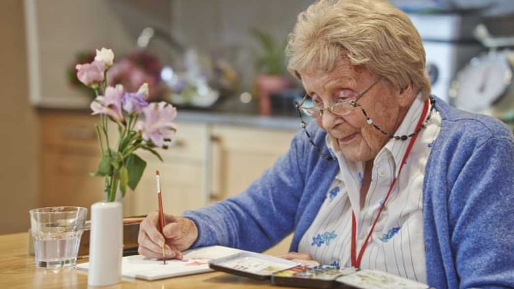 Bourne Wood Manor Care Home Care Home Farnham activities-carousel - 1