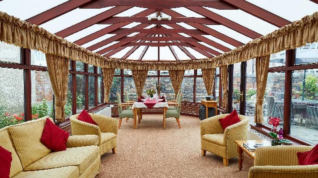 Bradshaw Manor Care Home Care Home Rhyl buildings-carousel - 4