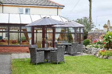 Bradshaw Manor Care Home Care Home Rhyl  - 5