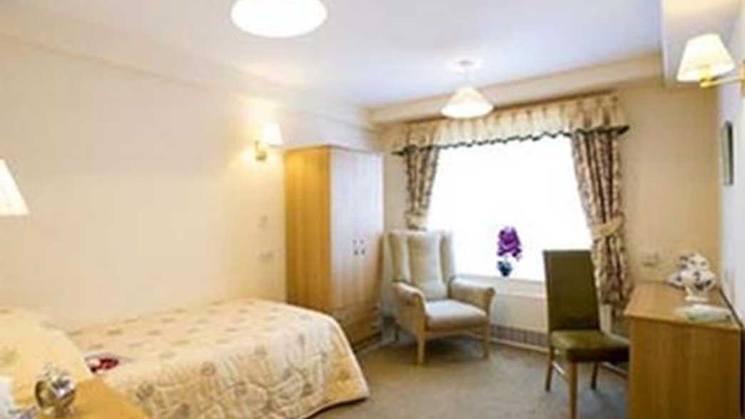 Brambles Residential Care Home Care Home Redditch accommodation-carousel - 1