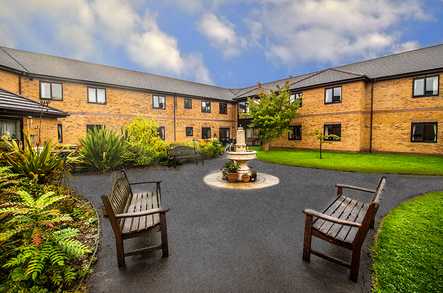 Braywood Gardens Care Home Nottingham  - 3