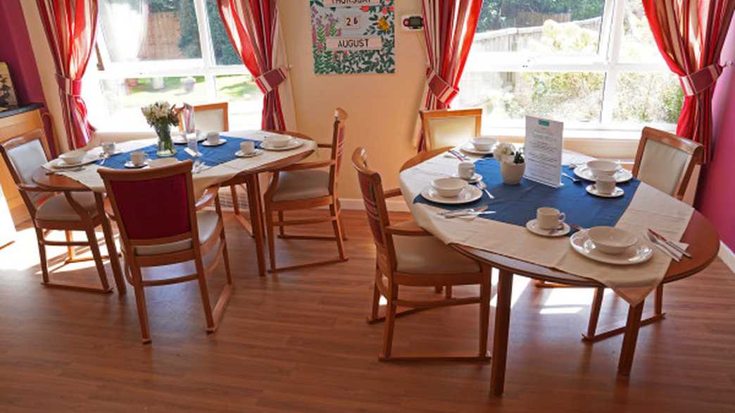 Breme Residential Care Home Care Home Bromsgrove meals-carousel - 1