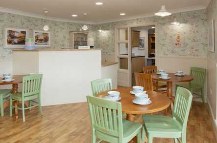 Briggs Lodge Residential and Nursing Home Care Home Devizes  - 2