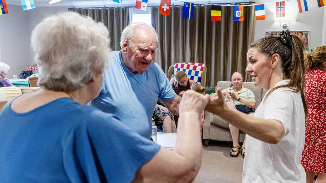 Broadlands Lodge Care Home Norwich activities-carousel - 8