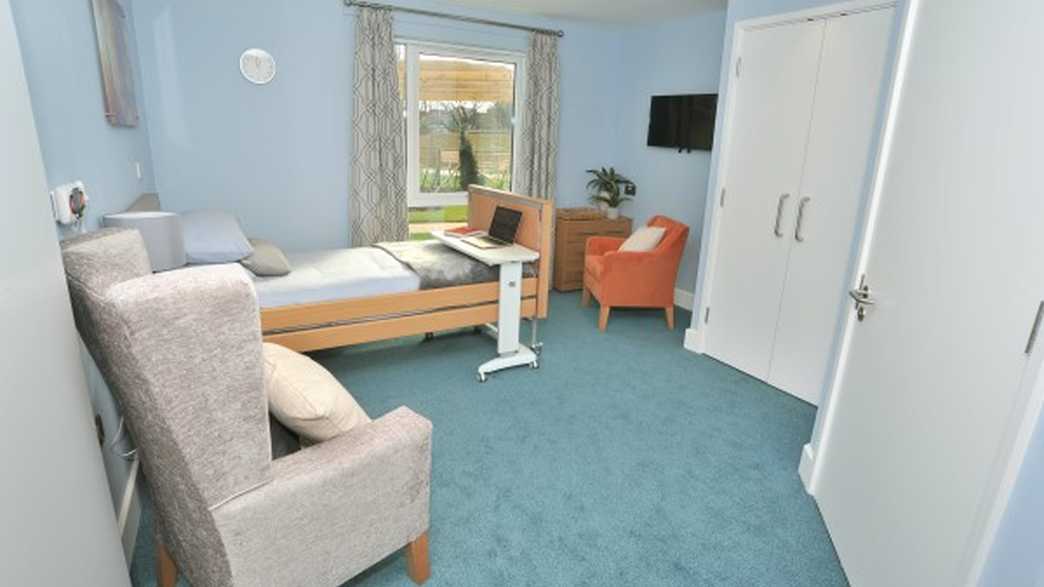 Brook Meadows House Care Home Southend-on-sea accommodation-carousel - 1