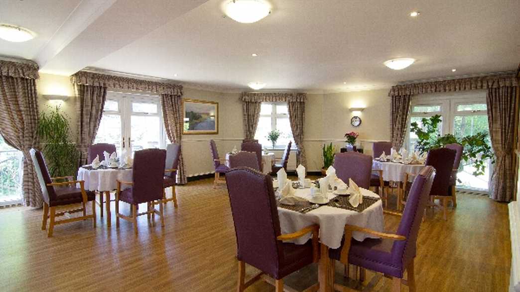 Brunswick Court Care Home Care Home Watford meals-carousel - 2