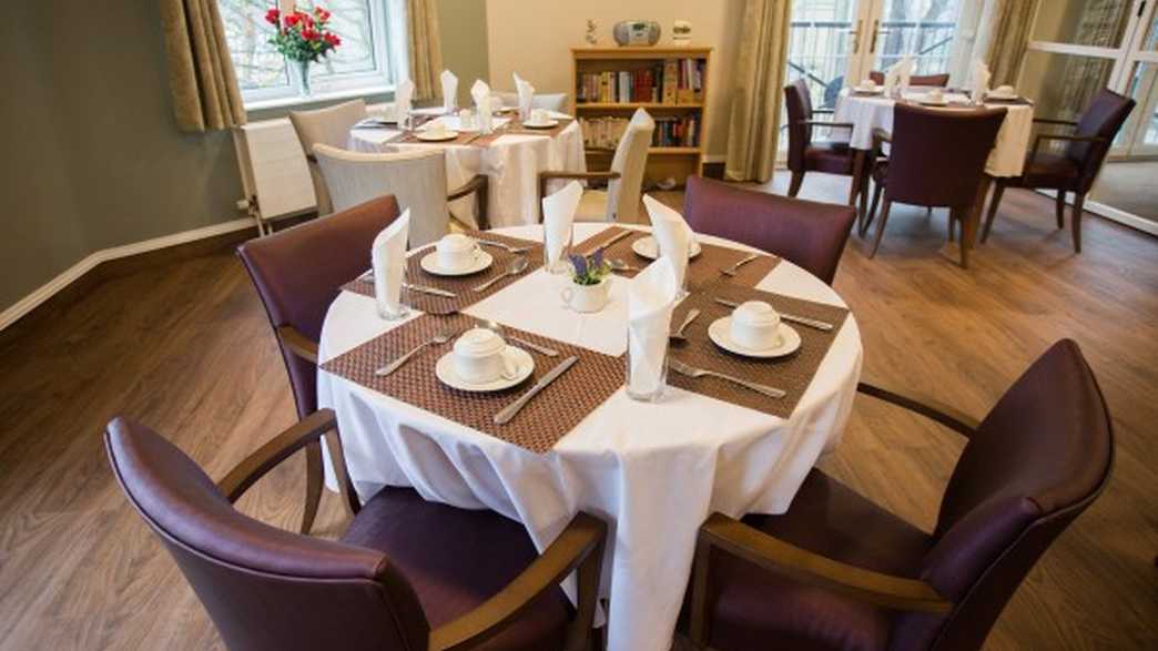 Brunswick Court Care Home Care Home Watford meals-carousel - 3