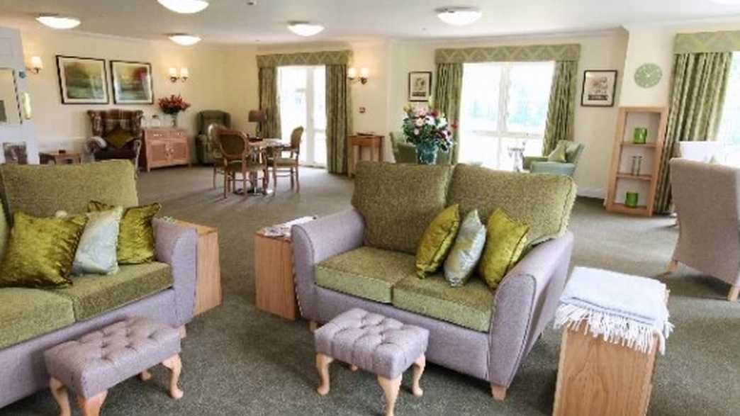 Bryn Ivor Lodge Care Home Care Home Castleton buildings-carousel - 3