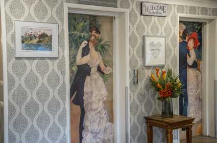 Bullsmoor Lodge Care Home Enfield  - 4