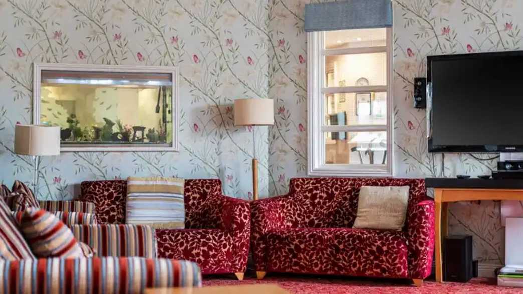 Bushmead Court Retirement Living Luton lifestyle-carousel - 2