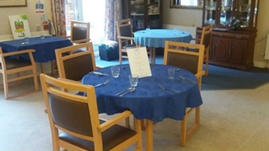 Byron Lodge Care Home Care Home Rotherham meals-carousel - 1