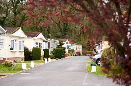 Gladelands Park Retirement Living Ferndown  - 1