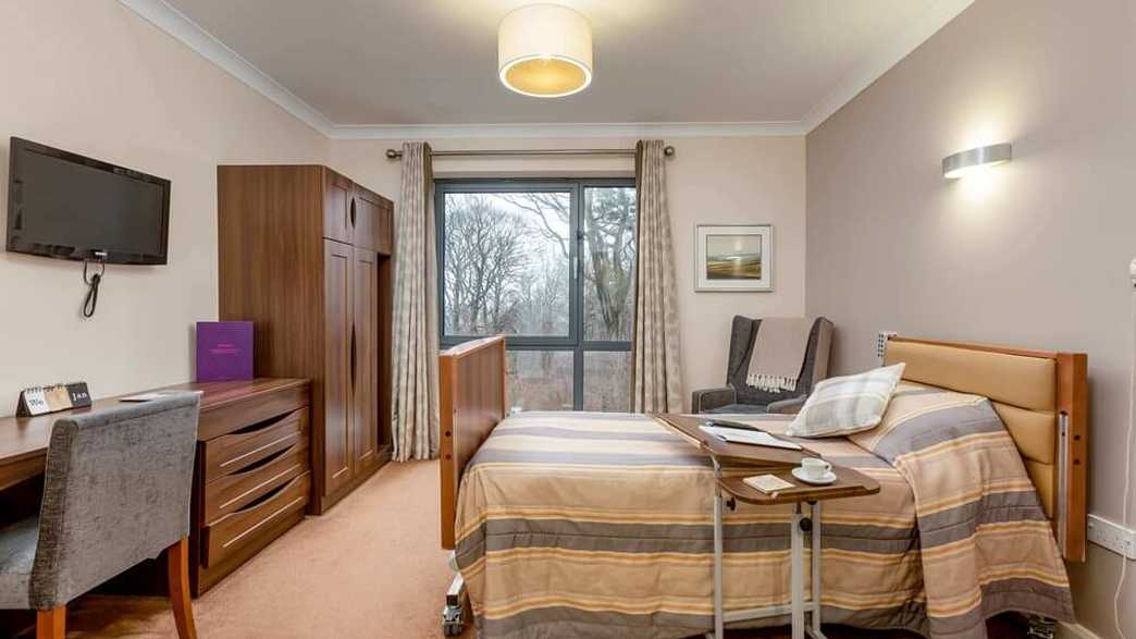 Cairdean House Care Home Edinburgh accommodation-carousel - 1