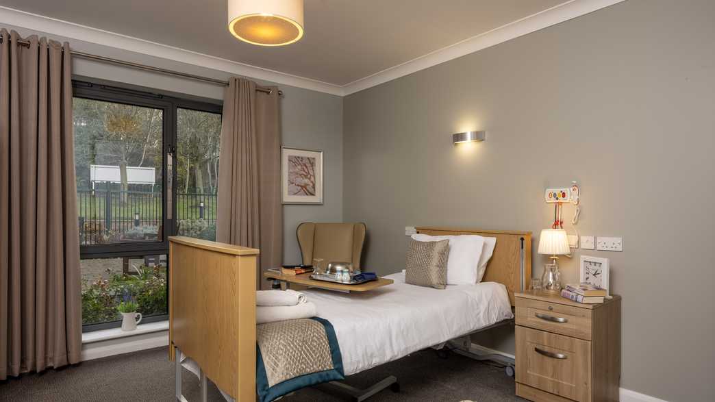 Cairdean House Care Home Edinburgh accommodation-carousel - 2