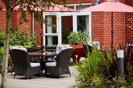 Camberley Woods Care Home Care Home Camberley  - 3