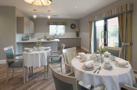 Caraway House Care Home Chichester  - 3