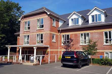 Solent Grange Nursing Home Care Home Wooton  - 1