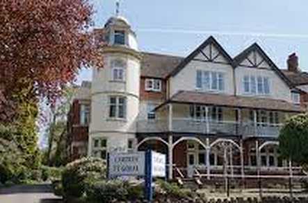 Cartref Care Home (Lake Road East) Care Home Cardiff  - 1