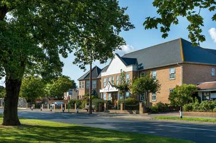 Cavell Lodge Care Home Leigh On Sea  - 1