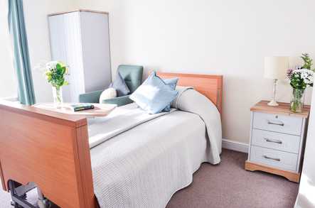 Cedar Court Care Home Care Home Witney  - 3