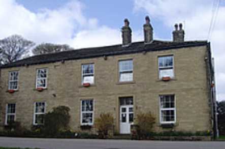 Cedar Grange | Care Home | Halifax, HX2 9EU