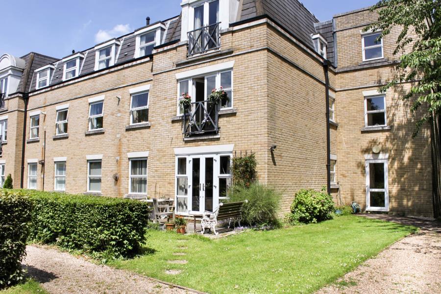 Cedars Village Retirement Living Chorleywood, WD3 5GL