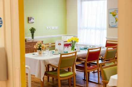 Cedars Care Home Care Home Southend On Sea  - 4