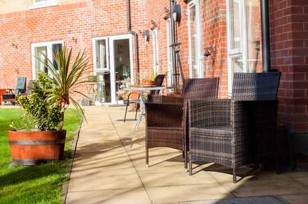 Cedars Care Home Care Home Southend On Sea  - 5