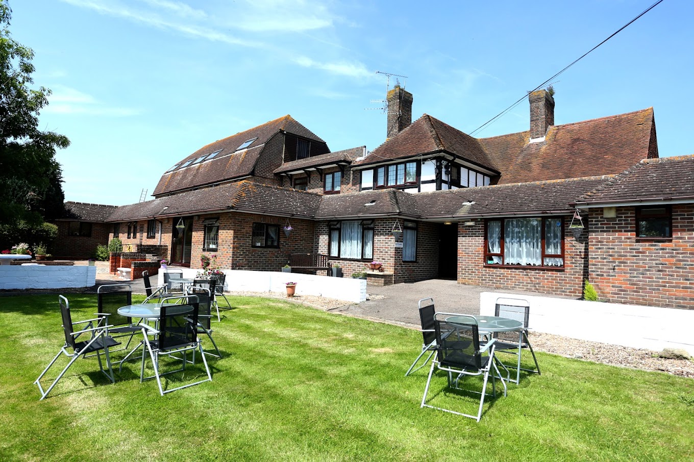 Chalcraft Hall Care Home Care Home Bognor Regis, PO21 5TS