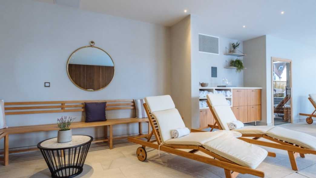 Chapelwood Retirement Living Wilmslow wellbeing-carousel - 7