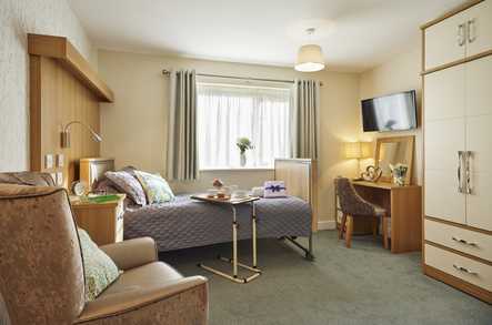 Chestnut View Care Centre Care Home Haslemere  - 4