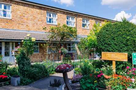 Chorleywood Beaumont Care Home Chorleywood  - 1