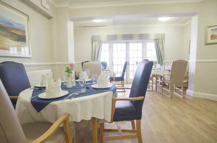 Clare House Care Home Care Home Uxbridge  - 3