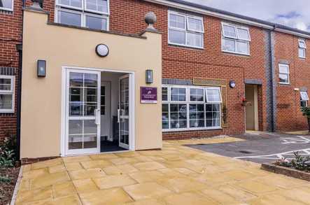 Claremont Parkway Care Home Kettering  - 1