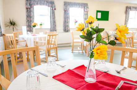 Cloisters Care Home Care Home Hounslow  - 2