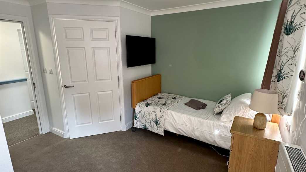 Parkland House Care Home Exeter accommodation-carousel - 6