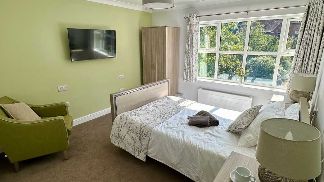 Parkland House Care Home Exeter accommodation-carousel - 5
