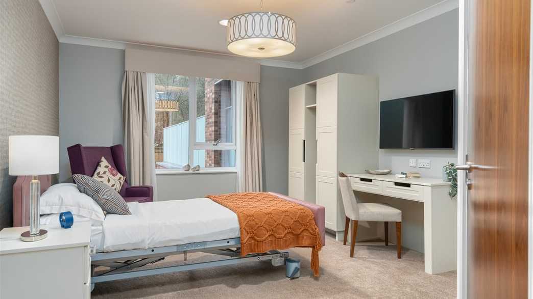Cofton Park Manor Care Home Care Home Birmingham accommodation-carousel - 4