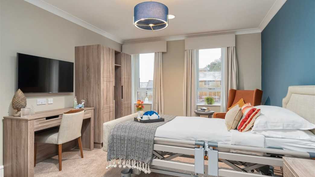 Cofton Park Manor Care Home Care Home Birmingham accommodation-carousel - 3