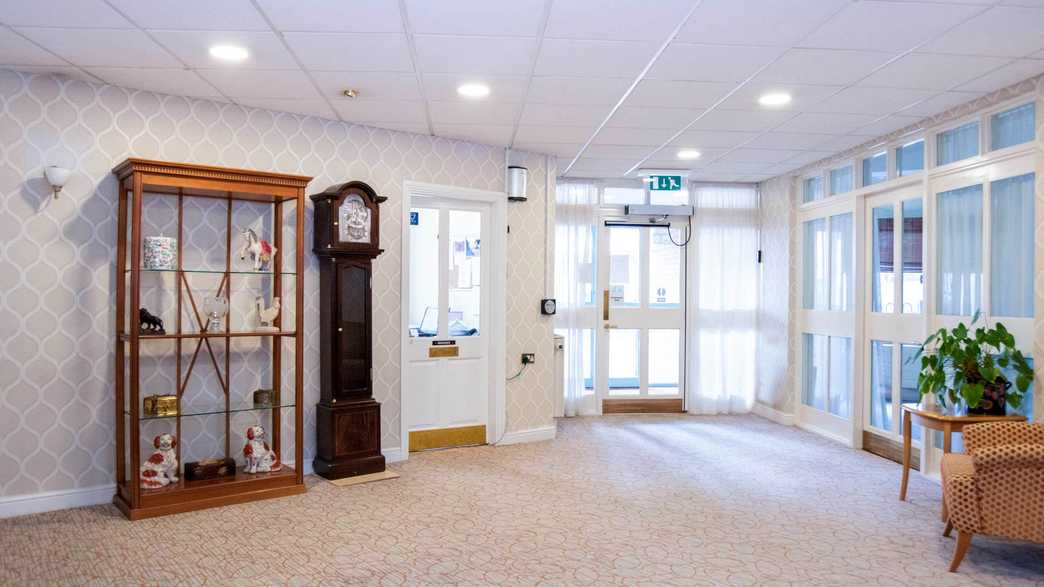 Pinner Court Retirement Living Birmingham lifestyle-carousel - 1