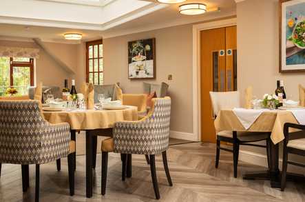 Coxhill Manor Nursing and Residential Home Care Home Woking  - 3