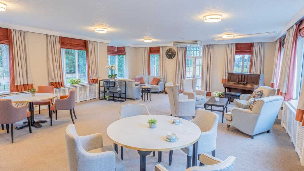 Coxhill Manor Care Home Woking buildings-carousel - 1