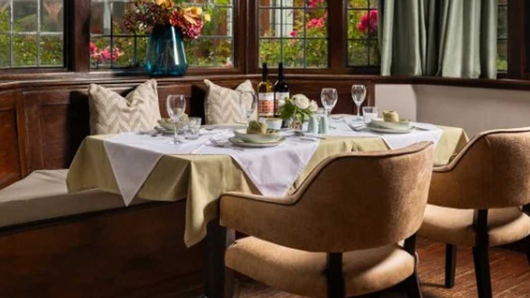 Coxhill Manor Care Home Woking meals-carousel - 2