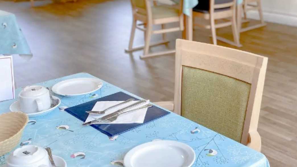 Cromwell House Care Home Norwich meals-carousel - 1